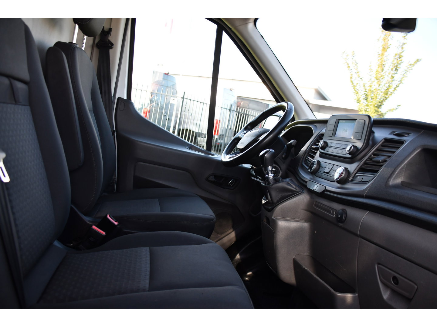Ford Transit 350 2.0 TDCI L3H2 RWD PB Edition Camera, Cruise, 2 x Schuifdeur, Airco, 130pk, Radio, Uniek!