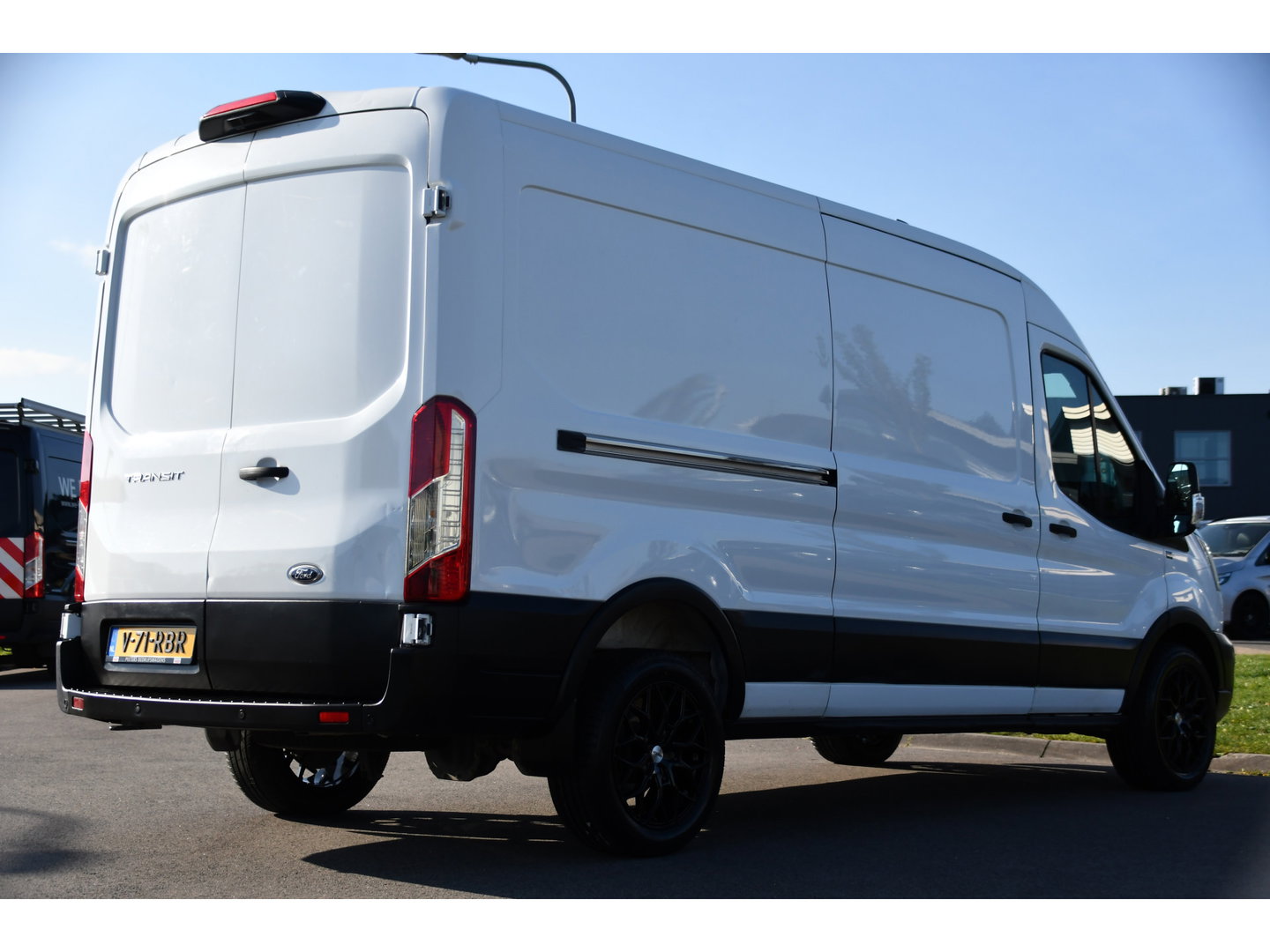 Ford Transit 350 2.0 TDCI L3H2 RWD PB Edition Camera, Cruise, 2 x Schuifdeur, Airco, 130pk, Radio, Uniek!