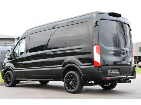 Ford Transit 350 2.0 TDCI L3H2 Black Edition Camera, Cruise, Caplay, Automaat, 130PK, Trekhaak, Multimedia, Sensoren, UNIEK!