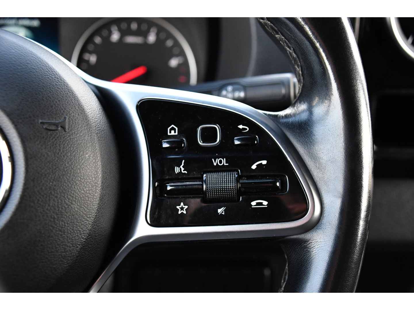 Mercedes-Benz Sprinter 317 1.9 CDI L2H2 Black Edition RWD Cruise, Camera,10.5'' Multimedia, Carplay, LED, Standkachel, Multimedia, 170pk, Automaat, UNIEK!