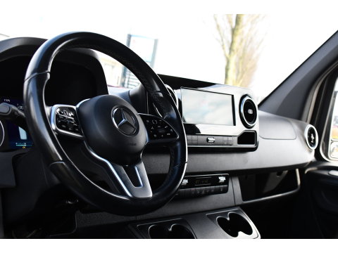 Mercedes-Benz Sprinter 317 1.9 CDI L2H2 Black Edition RWD Cruise, Camera,10.5'' Multimedia, Carplay, LED, Standkachel, Multimedia, 170pk, Automaat, UNIEK!