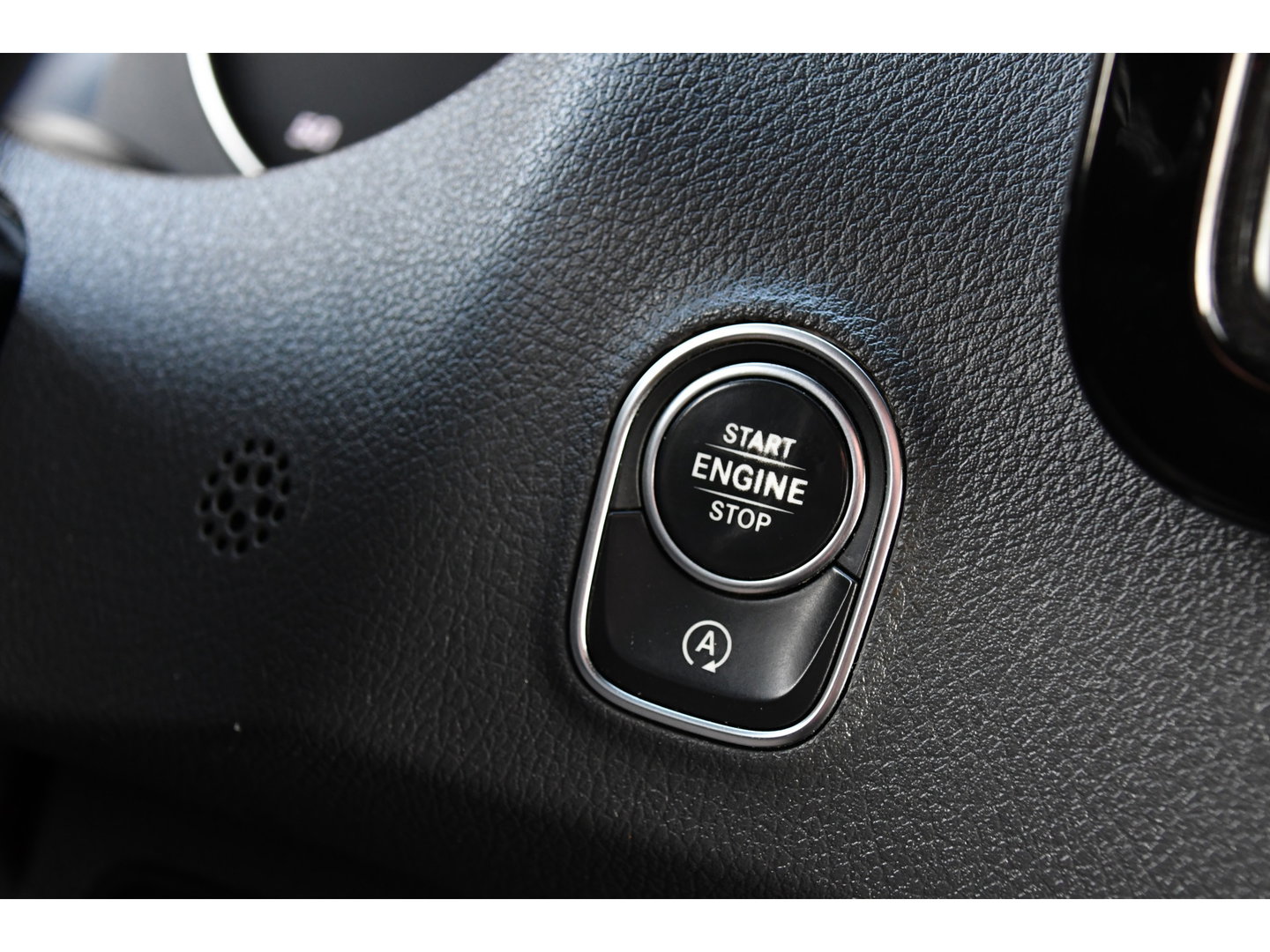 Mercedes-Benz Sprinter 317 1.9 CDI L2H2 Black Edition RWD Cruise, Camera,10.5'' Multimedia, Carplay, LED, Standkachel, Multimedia, 170pk, Automaat, UNIEK!