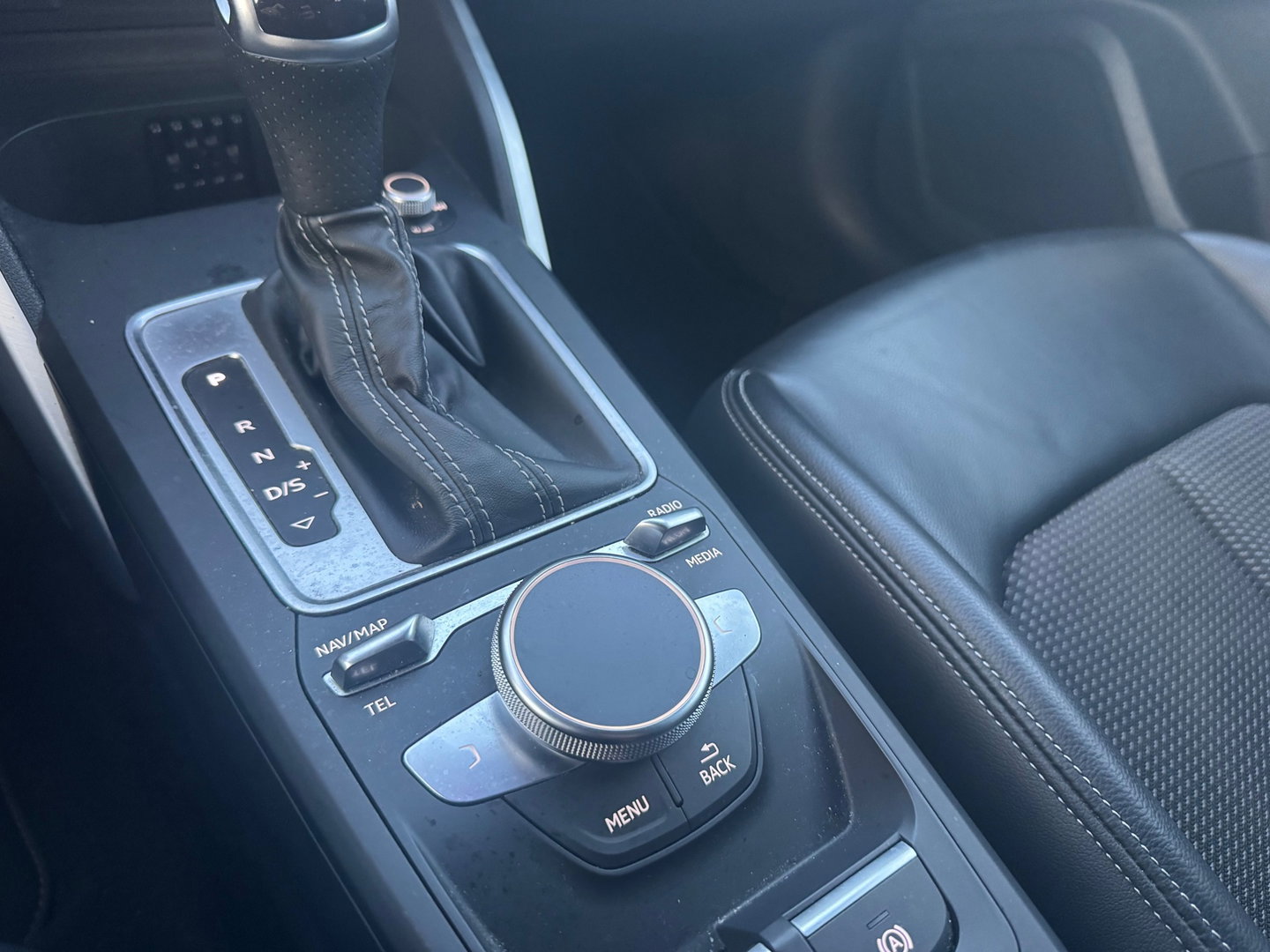 Audi Q2 35 TFSI 2X S Line 150PK Automaat Camera Leder Clima Led