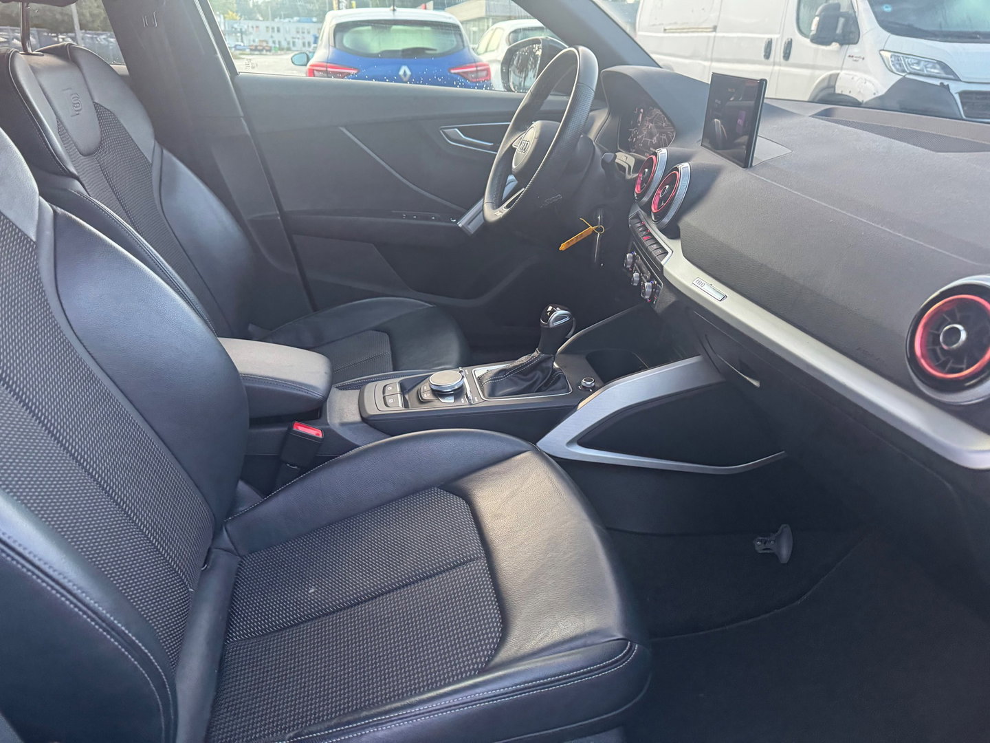 Audi Q2 35 TFSI 2X S Line 150PK Automaat Camera Leder Clima Led
