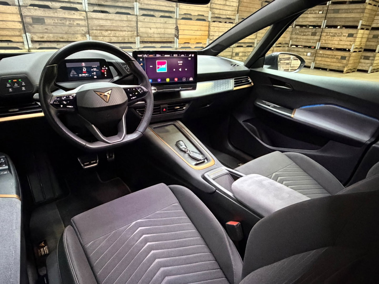 CUPRA Born Adrenaline One 62 kWh Navi Clima Camera VZ Copper 19"LM