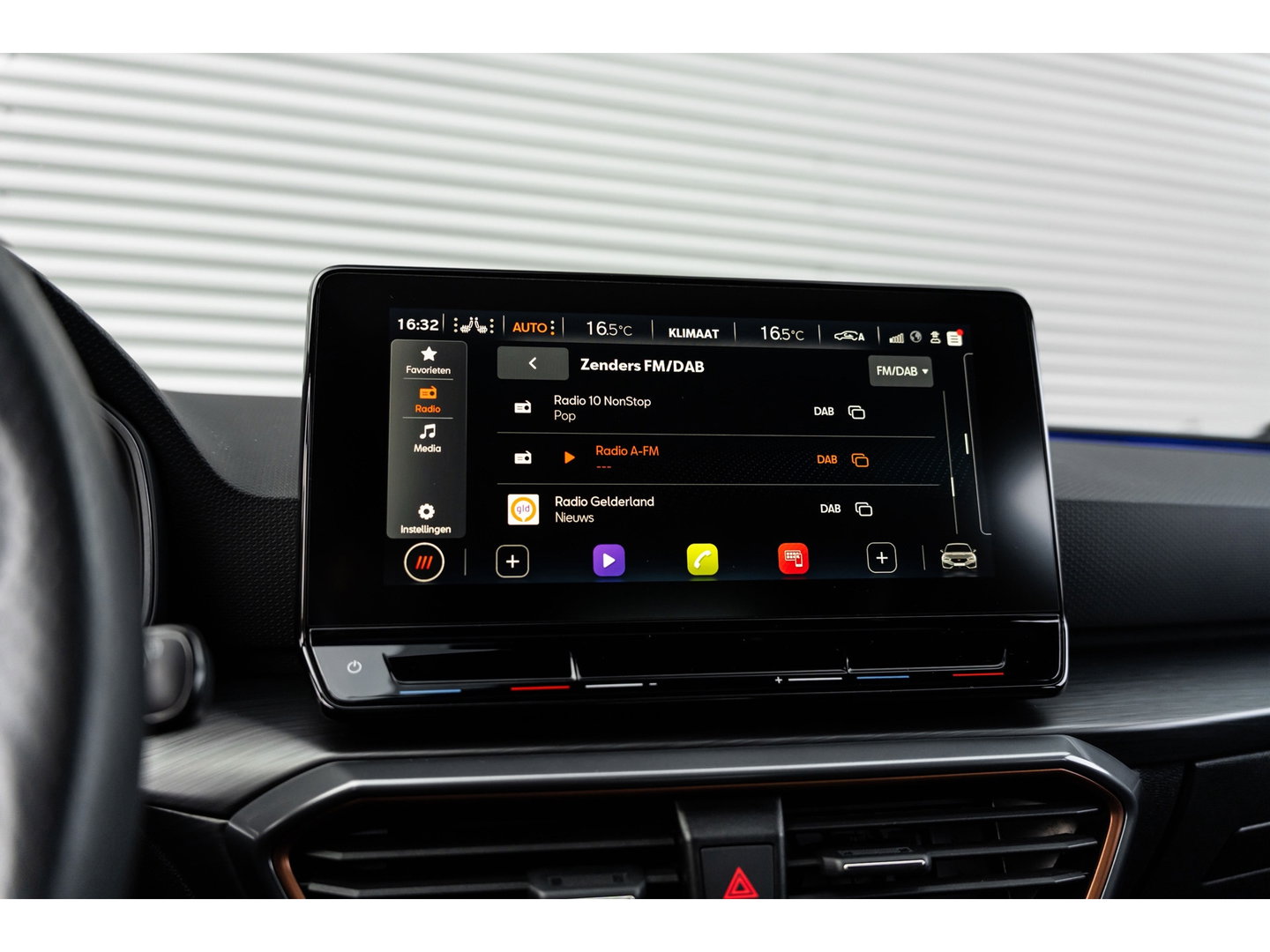CUPRA Leon 2.0 TSI VZ PANO BEATS KEYLESS CAMERA
