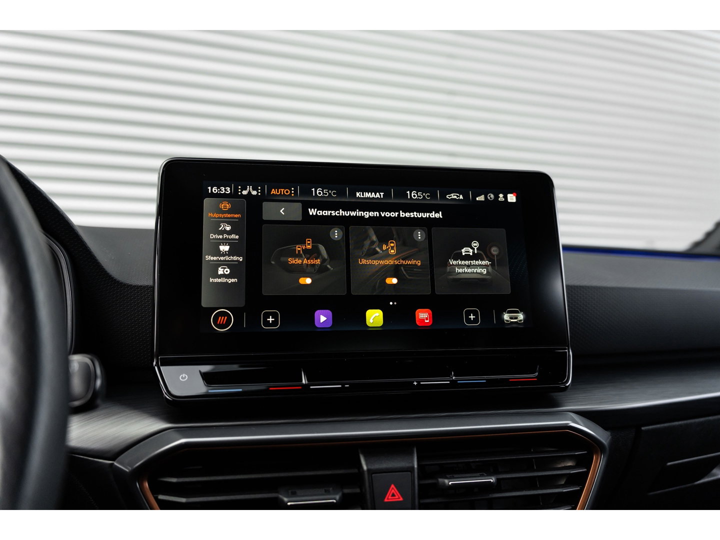 CUPRA Leon 2.0 TSI VZ PANO BEATS KEYLESS CAMERA