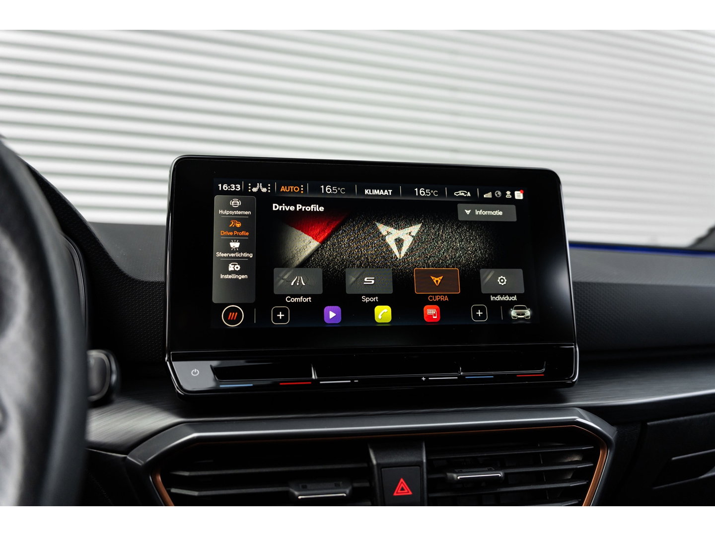 CUPRA Leon 2.0 TSI VZ PANO BEATS KEYLESS CAMERA