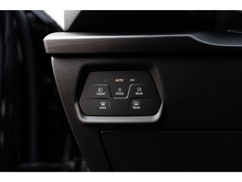 CUPRA Leon 2.0 TSI VZ PANO BEATS KEYLESS CAMERA