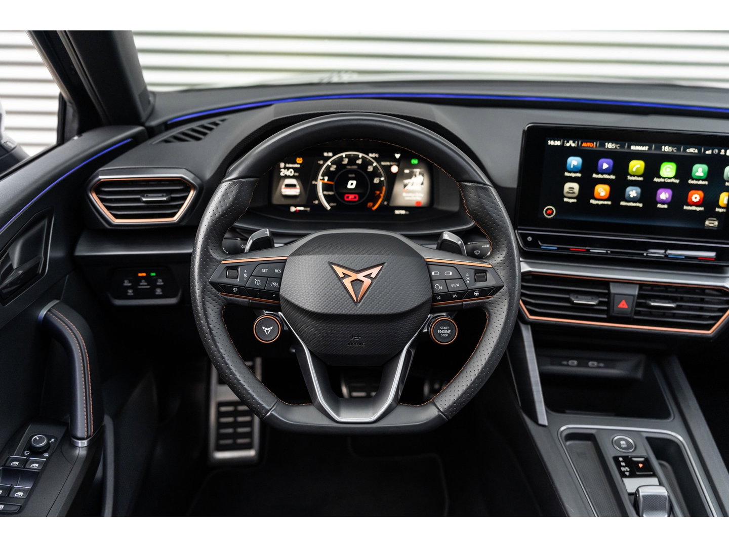 CUPRA Leon 2.0 TSI VZ PANO BEATS KEYLESS CAMERA