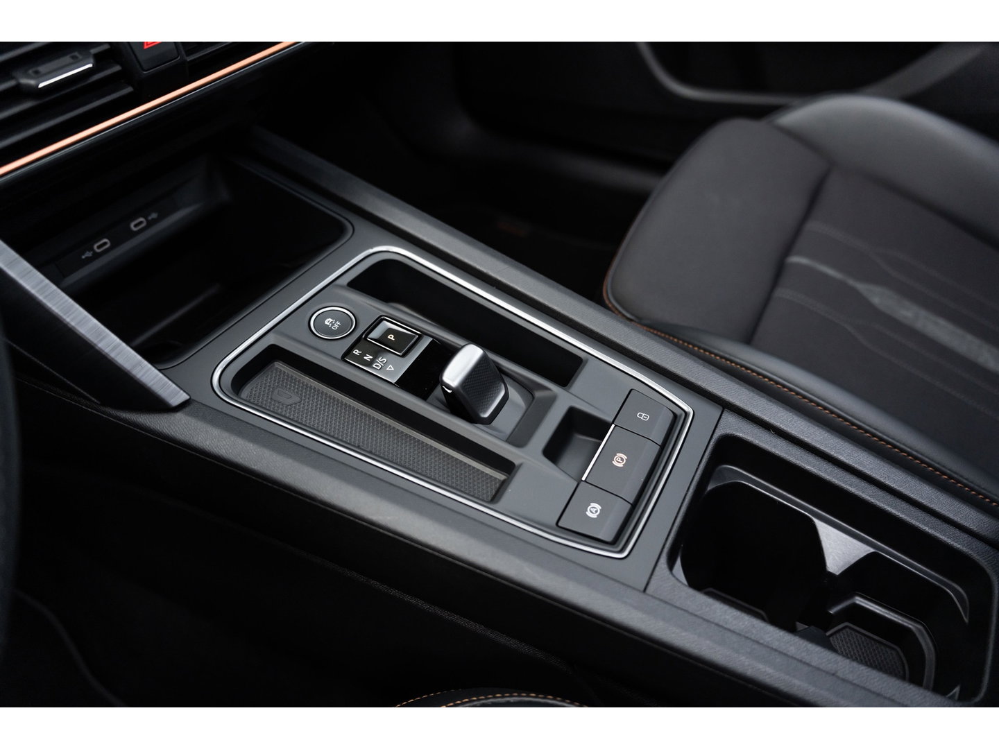 CUPRA Leon 2.0 TSI VZ PANO BEATS KEYLESS CAMERA