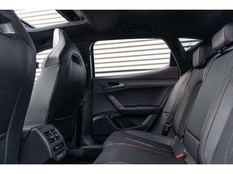 CUPRA Leon 2.0 TSI VZ PANO BEATS KEYLESS CAMERA