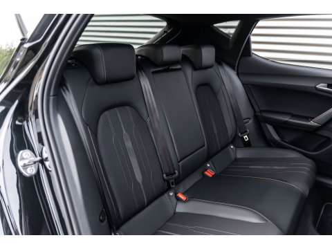 CUPRA Leon 2.0 TSI VZ PANO BEATS KEYLESS CAMERA