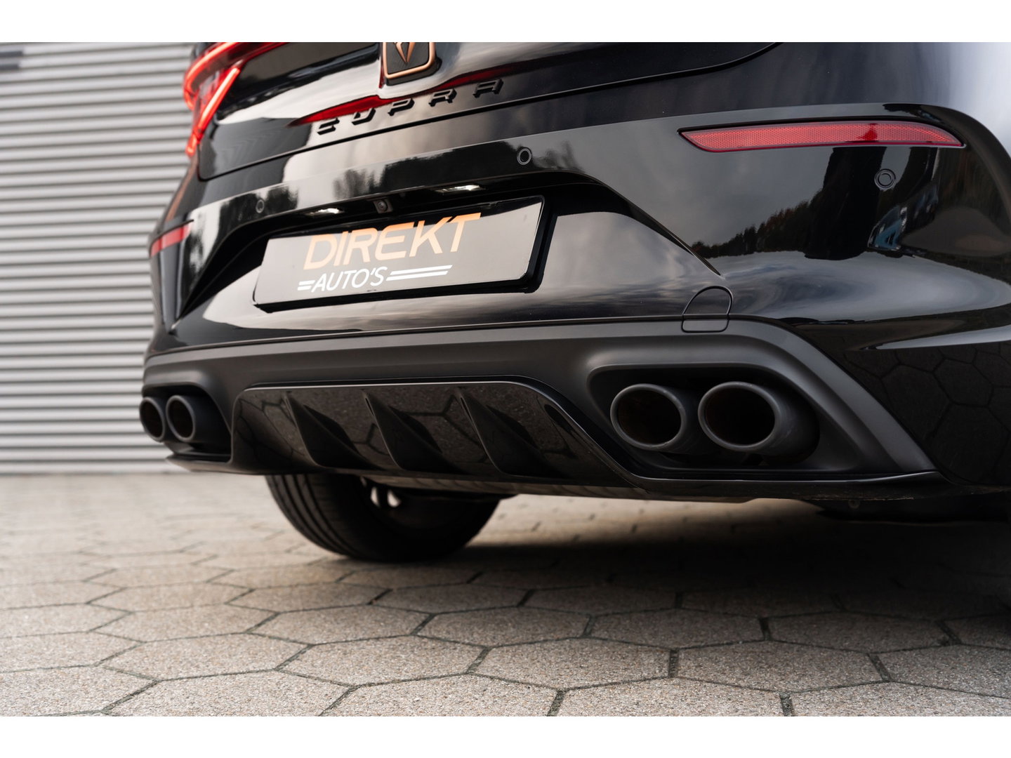 CUPRA Leon 2.0 TSI VZ PANO BEATS KEYLESS CAMERA