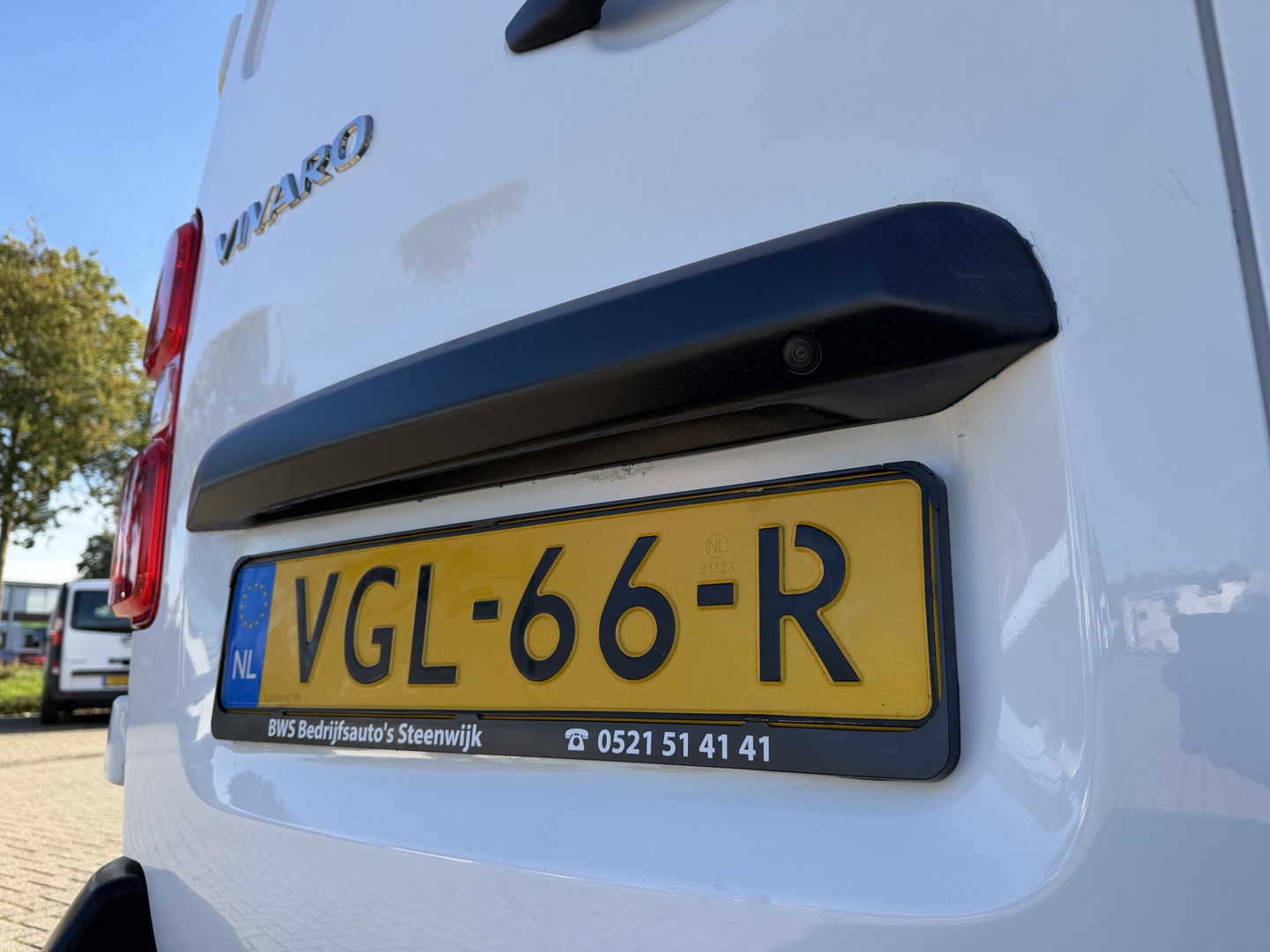 Opel Vivaro 2.0 CDTI L2H1 Edition / vaste prijs rijklaar € 9.950 ex btw / lease vanaf € 168 / euro 6 / bpm vrij / trekhaak 2500 kg / airco / cruise / navi / camera !