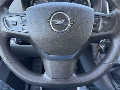 Opel Vivaro 2.0 CDTI L2H1 Edition / vaste prijs rijklaar € 9.950 ex btw / lease vanaf € 168 / euro 6 / bpm vrij / trekhaak 2500 kg / airco / cruise / navi / camera !