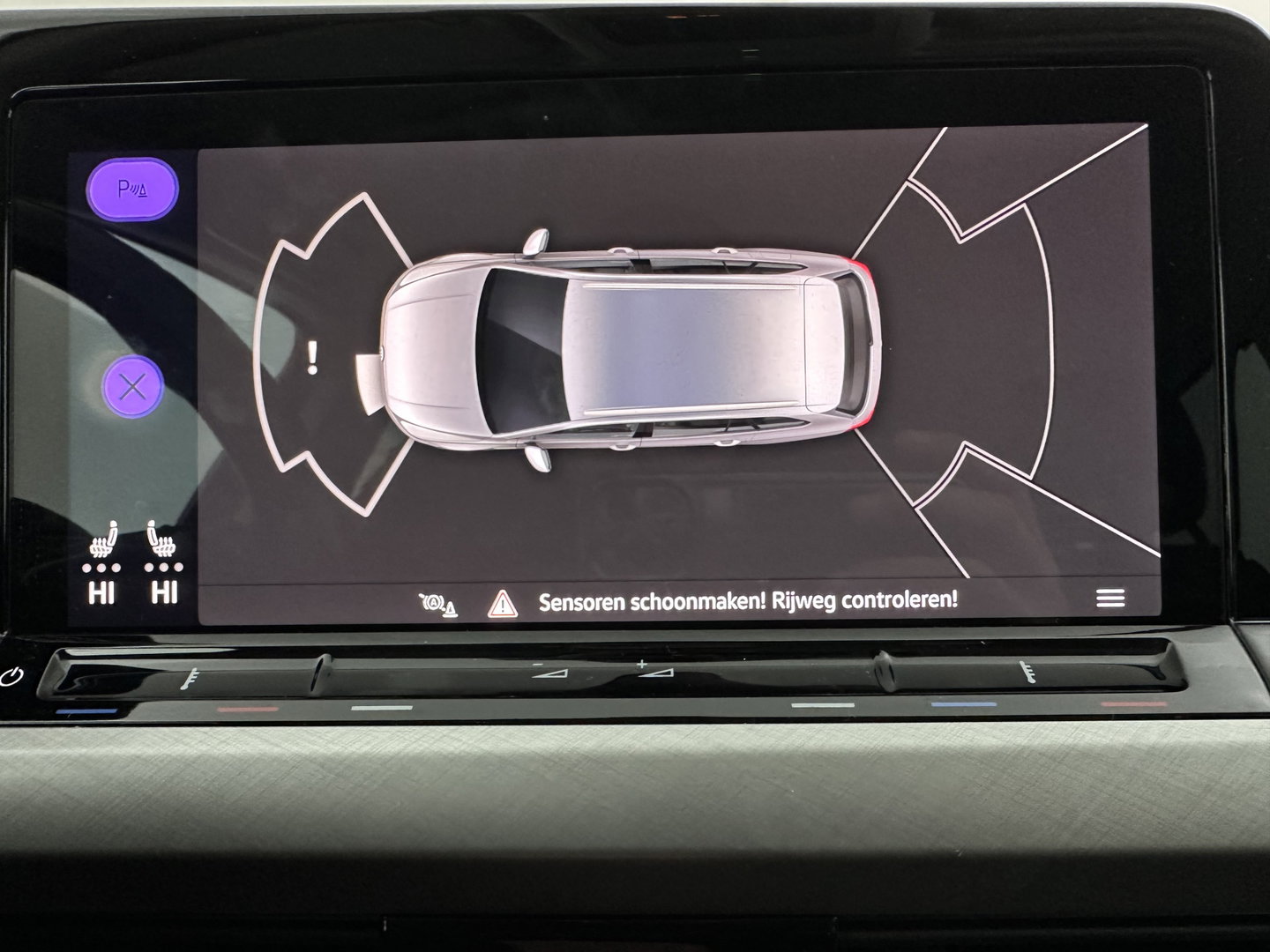 Volkswagen Golf Variant 2.0 TDI Life Business+ (INCL-BTW) Aut. *FULL-LED | DIGI-COCKPIT | NAVI-FULLMAP | ADAPTIVE-CRUISE | BLINDSPOT | AMBIENTLIGHT | HEATED- COMFORTSEATS | KEYLESS | DAB+ | PRIVACY-GLASS | ECC | PDC | TOWBAR | SHIFTPADDLE