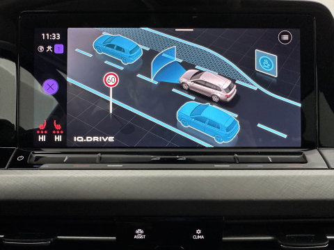 Volkswagen Golf Variant 2.0 TDI Life Business+ (INCL-BTW) Aut. *FULL-LED | DIGI-COCKPIT | NAVI-FULLMAP | ADAPTIVE-CRUISE | BLINDSPOT | AMBIENTLIGHT | HEATED- COMFORTSEATS | KEYLESS | DAB+ | PRIVACY-GLASS | ECC | PDC | TOWBAR | SHIFTPADDLE