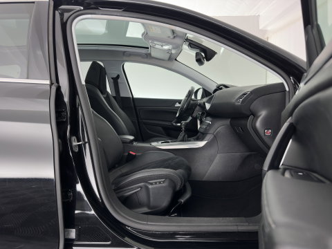 Peugeot 308 SW 1.5 BlueHDi Blue Lease Premium (INCL.BTW) *PANO | LEATHER-MICROFIBRE | FULL-LED | DENON-AUDIO | BLIND-SPOT | SPORT-SEATS | NAVI-FULLMAP | KEYLESS | DAB | LANE-ASSIST | CAMERA | ECC | CARPLAY | PDC | 17''ALU*