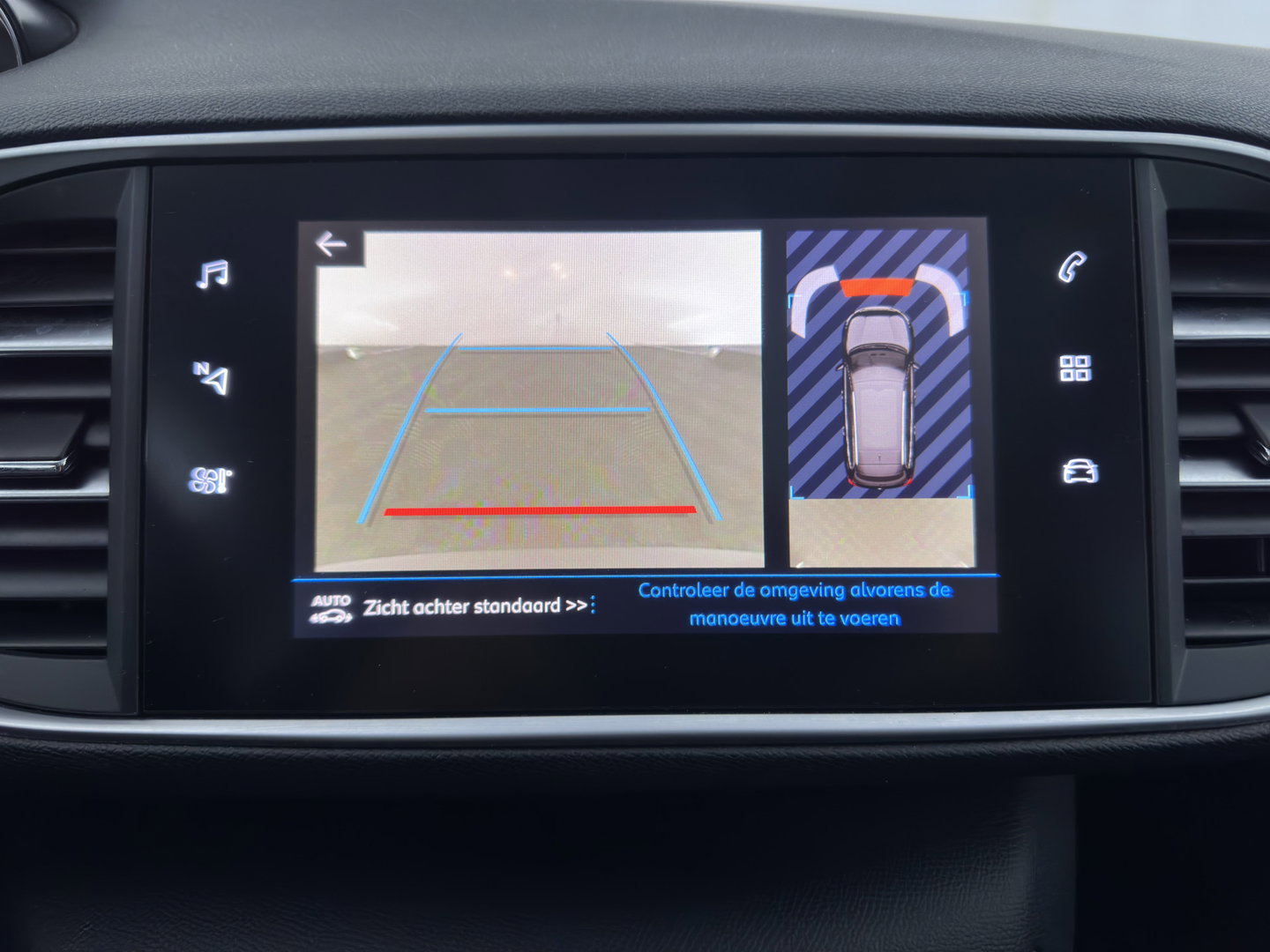 Peugeot 308 SW 1.5 BlueHDi Blue Lease Premium (INCL.BTW) *PANO | LEATHER-MICROFIBRE | FULL-LED | DENON-AUDIO | BLIND-SPOT | SPORT-SEATS | NAVI-FULLMAP | KEYLESS | DAB | LANE-ASSIST | CAMERA | ECC | CARPLAY | PDC | 17''ALU*