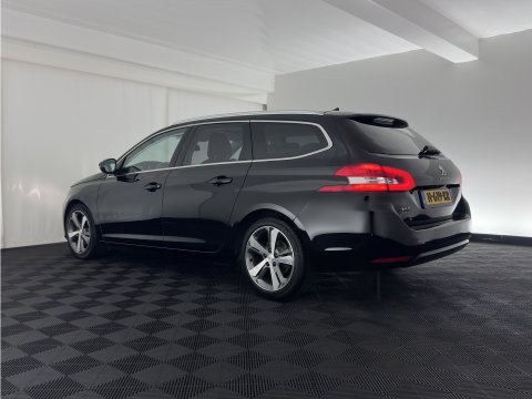 Peugeot 308 SW 1.5 BlueHDi Blue Lease Premium (INCL.BTW) *PANO | LEATHER-MICROFIBRE | FULL-LED | DENON-AUDIO | BLIND-SPOT | SPORT-SEATS | NAVI-FULLMAP | KEYLESS | DAB | LANE-ASSIST | CAMERA | ECC | CARPLAY | PDC | 17''ALU*