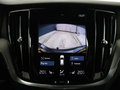 Volvo V60 2.0 B4 R-Design | Leder | Trekhaak | Black Pack | Pilot assist | Memory | Camera | Stoelverwarming | Full LED |