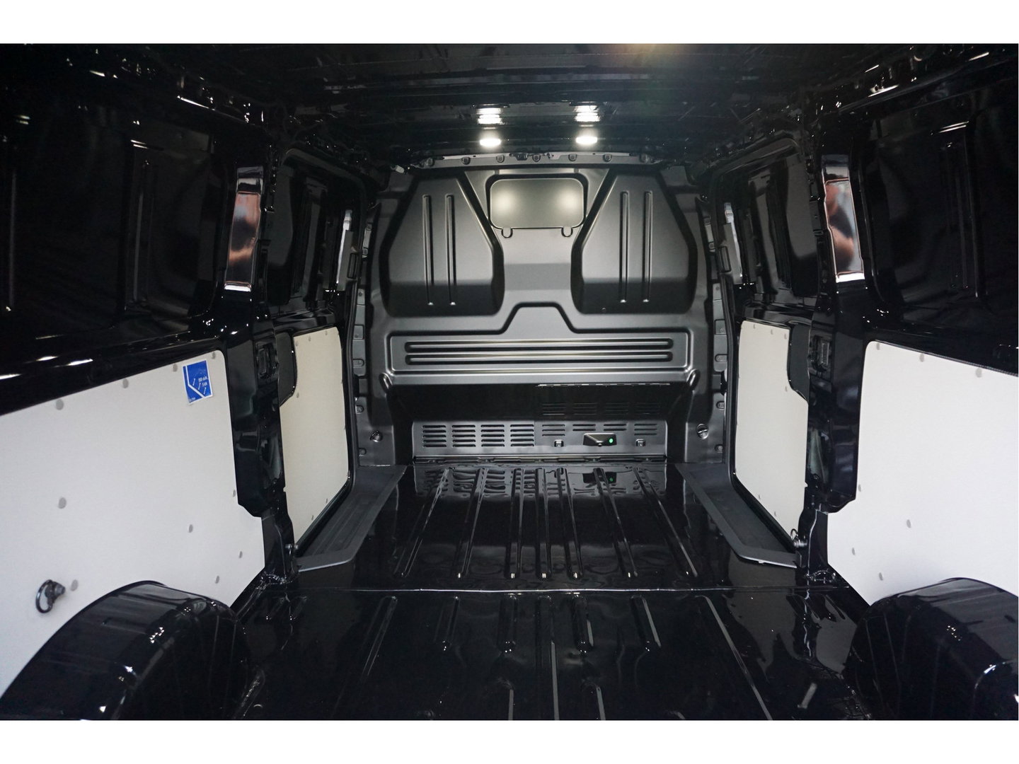 Ford Transit Custom 340L 218PK 71KWH AWD Limited Elektrisch AUT BPM VRIJ!! Apple CP/Android A, LED, Trekhaak, 2x Schuifdeur!! NR. EC50