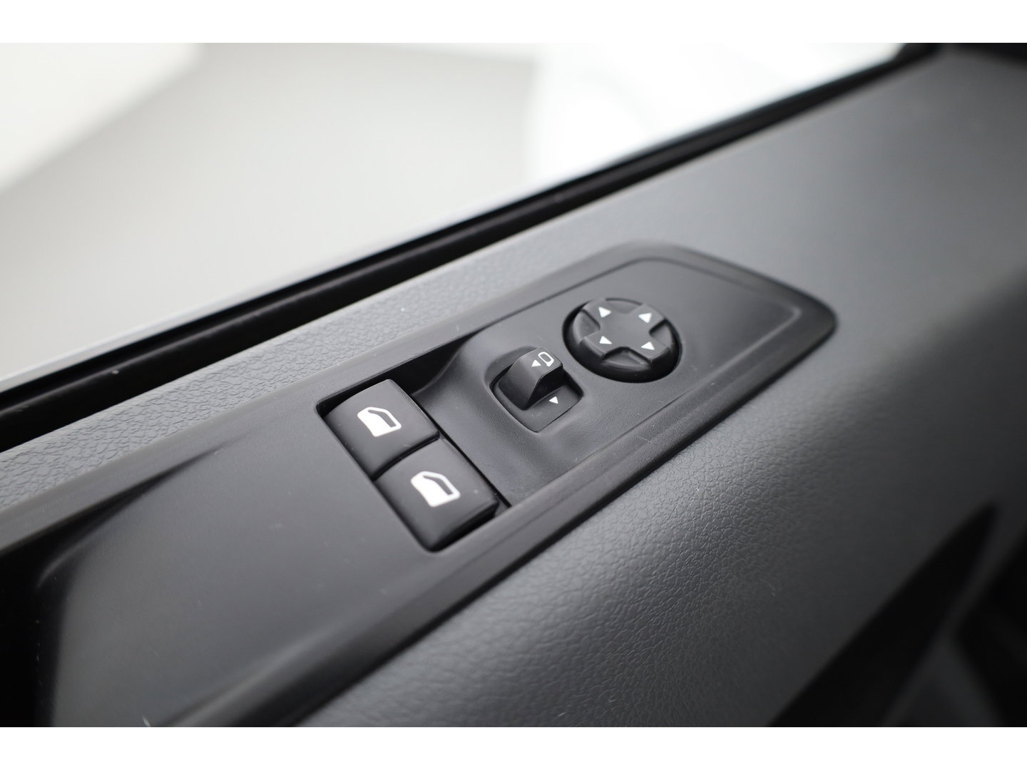 Opel Vivaro 2.0 CDTi-177pk | Automaat | Irmscher Sport | L3H1 | Lederen bekleding | Camera | Lm velgen