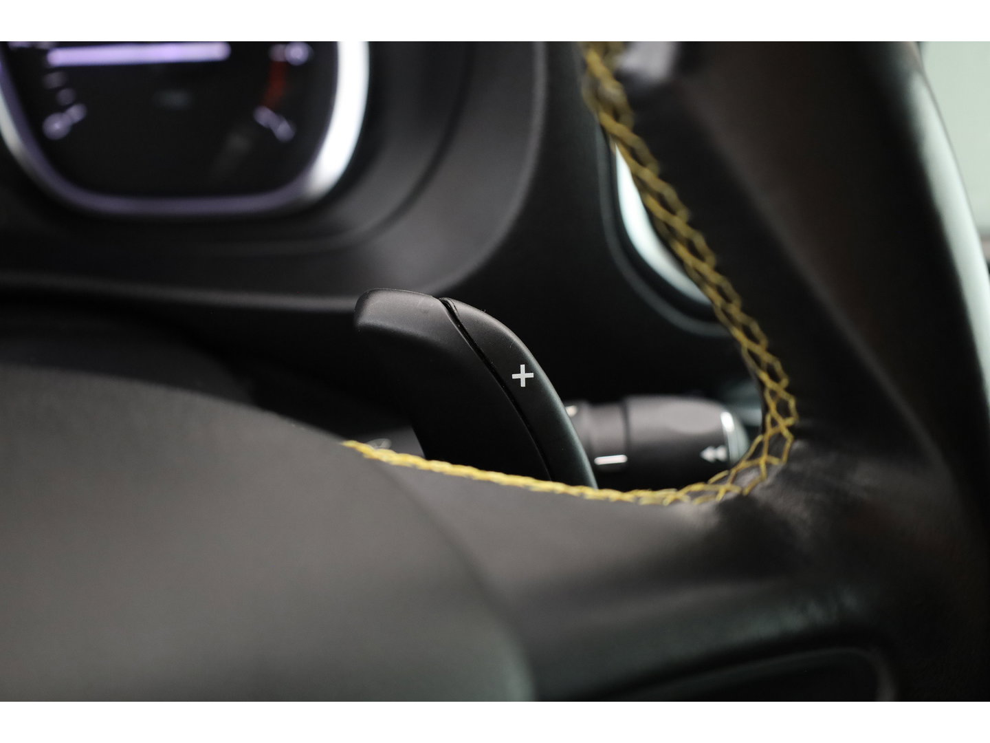 Opel Vivaro 2.0 CDTi-177pk | Automaat | Irmscher Sport | L3H1 | Lederen bekleding | Camera | Lm velgen