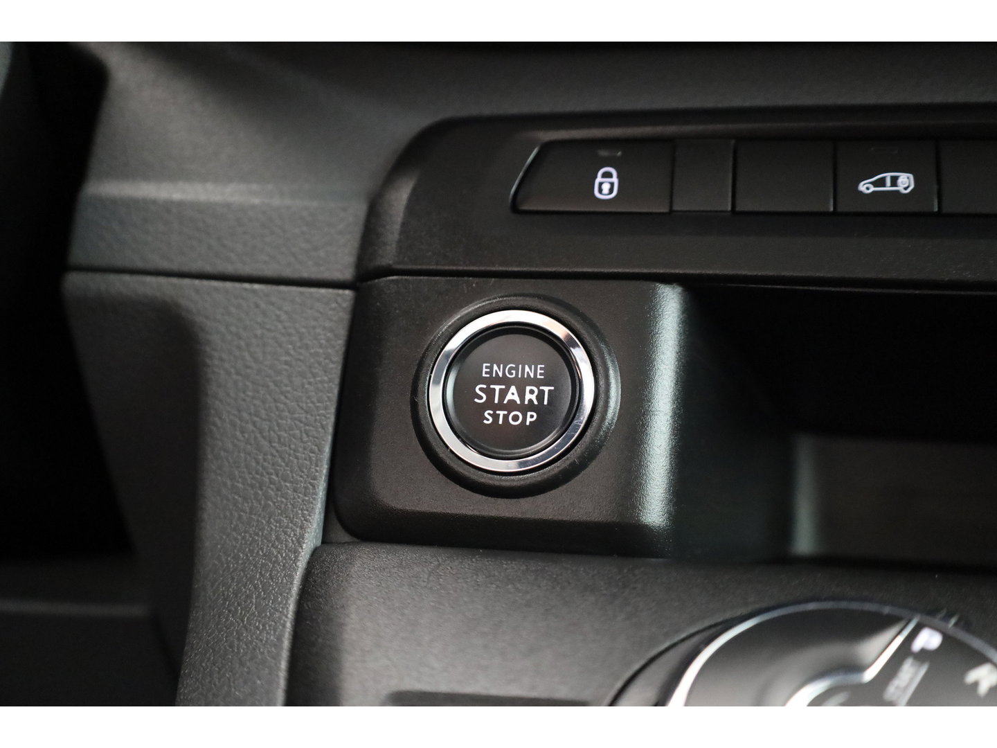 Opel Vivaro 2.0 CDTi-177pk | Automaat | Irmscher Sport | L3H1 | Lederen bekleding | Camera | Lm velgen