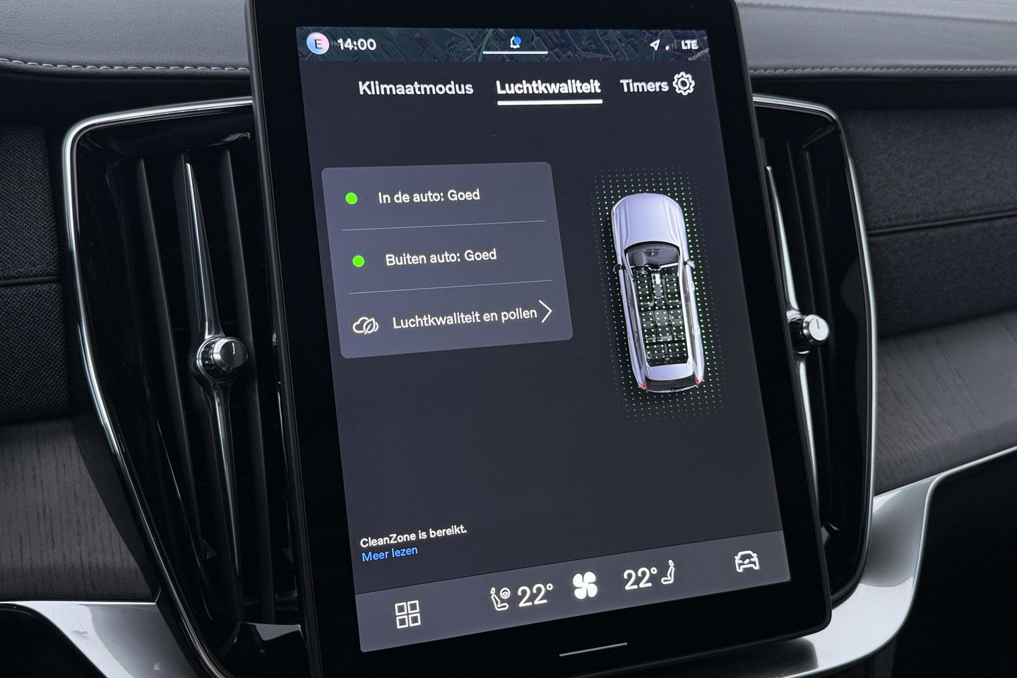Volvo XC90 T8 Ultra Dark | Luchtvering | Bowers&Wilkins | 22 Inch | Panoramadak | Trekhaak | 360° Camera | Head-Up