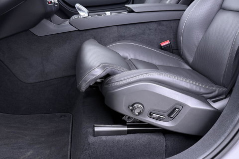 Volvo XC90 T8 Ultra Dark | Luchtvering | Bowers&Wilkins | 22 Inch | Panoramadak | Trekhaak | 360° Camera | Head-Up