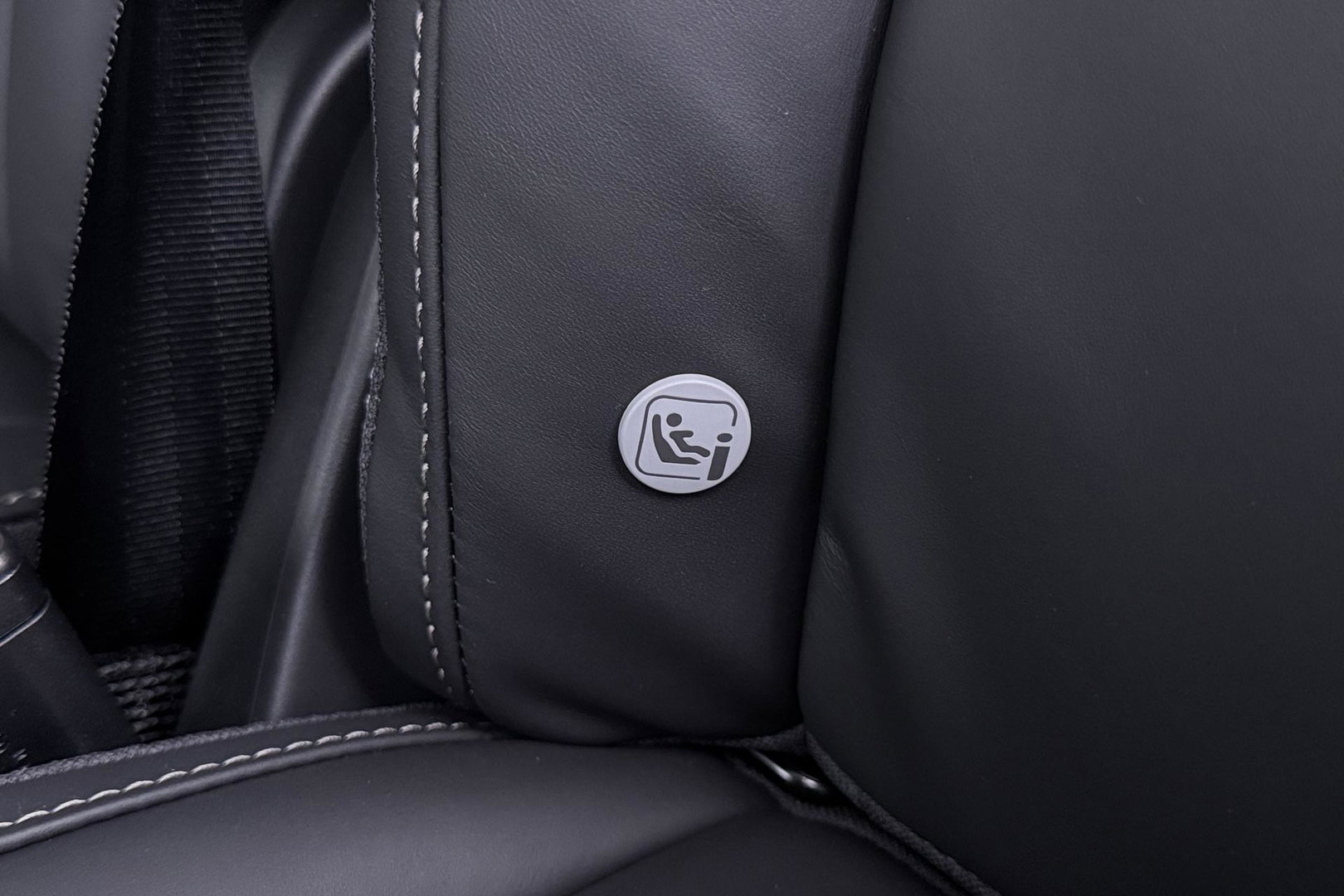 Volvo XC90 T8 Ultra Dark | Luchtvering | Bowers&Wilkins | 22 Inch | Panoramadak | Trekhaak | 360° Camera | Head-Up
