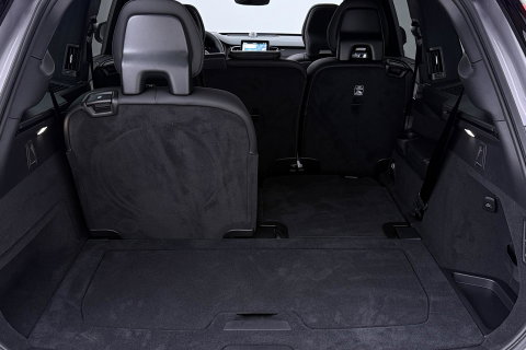 Volvo XC90 T8 Ultra Dark | Luchtvering | Bowers&Wilkins | 22 Inch | Panoramadak | Trekhaak | 360° Camera | Head-Up
