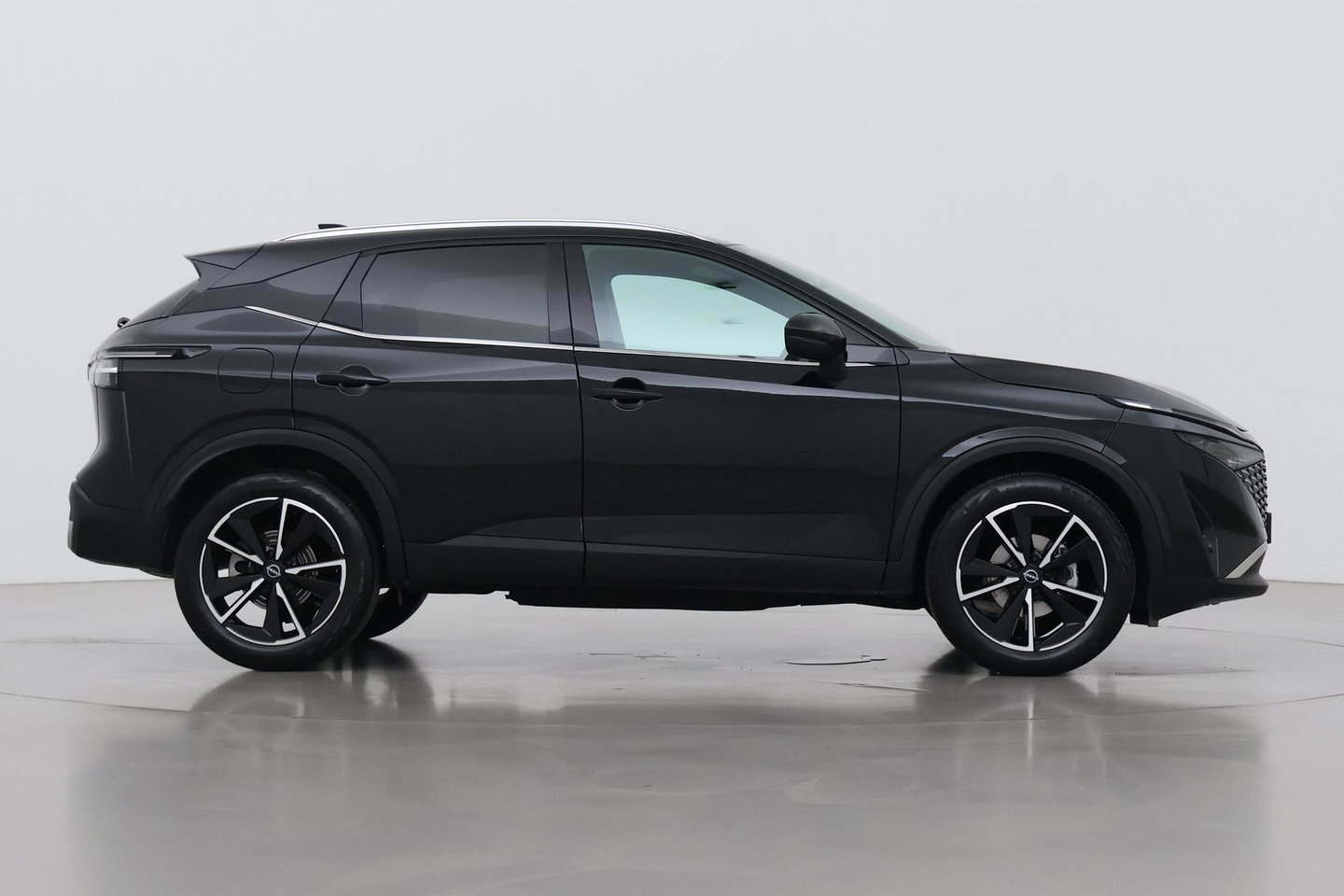 Nissan QASHQAI 1.3 MHEV Xtronic Tekna | ACC | 360° Camera | Head-Up | Stoel+Stuurverwarming | Dodehoek | 19 Inch