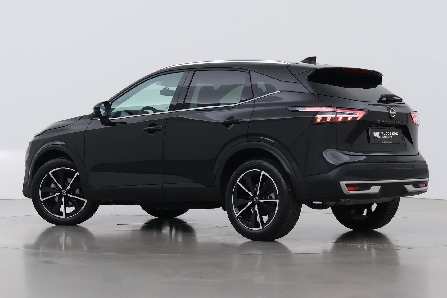 Nissan QASHQAI 1.3 MHEV Xtronic Tekna | ACC | 360° Camera | Head-Up | Stoel+Stuurverwarming | Dodehoek | 19 Inch