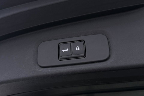 Nissan QASHQAI 1.3 MHEV Xtronic Tekna | ACC | 360° Camera | Head-Up | Stoel+Stuurverwarming | Dodehoek | 19 Inch