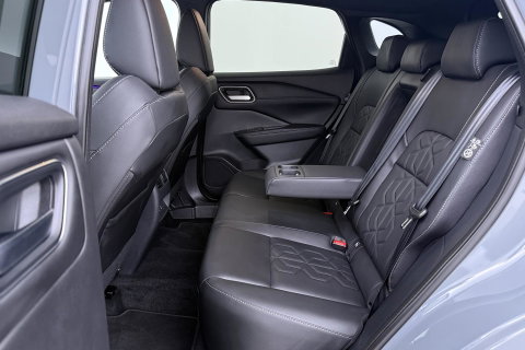 Nissan QASHQAI 1.3 MHEV Xtronic Tekna | ACC | 360° Camera | Head-Up | Stoel+Stuurverwarming | Dodehoek | 19 Inch