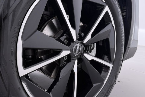 Nissan QASHQAI 1.3 MHEV Xtronic Tekna | ACC | 360° Camera | Head-Up | Stoel+Stuurverwarming | Dodehoek | 19 Inch