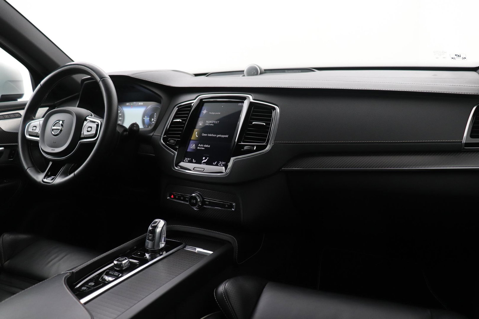 Volvo XC90 T8 Twin Engine R-Design | Luchtvering | Bowers&Wilkins | Panoramadak | 360° Camera | Head-Up | BLIS | Trekhaak | ACC