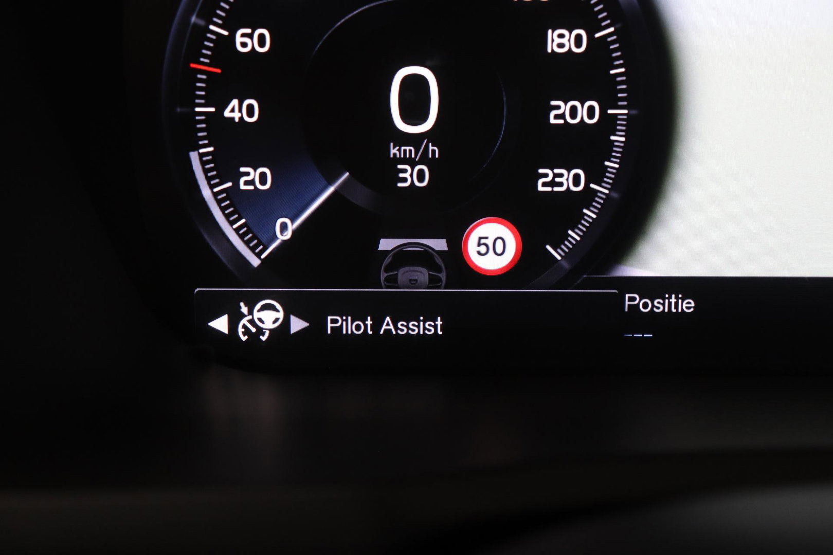 Volvo XC90 T8 Twin Engine R-Design | Luchtvering | Bowers&Wilkins | Panoramadak | 360° Camera | Head-Up | BLIS | Trekhaak | ACC