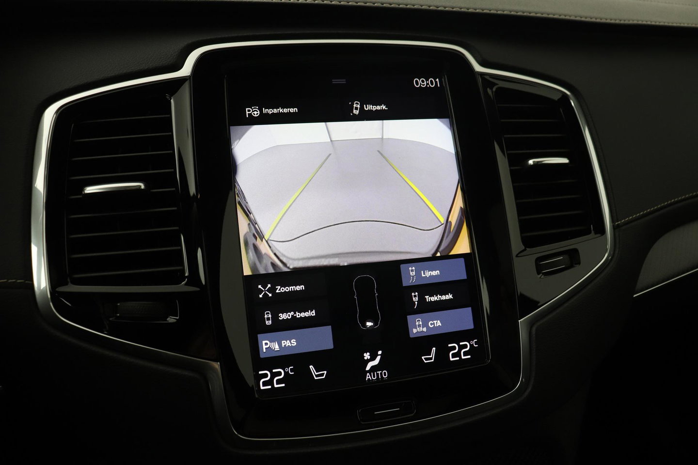 Volvo XC90 T8 Twin Engine R-Design | Luchtvering | Bowers&Wilkins | Panoramadak | 360° Camera | Head-Up | BLIS | Trekhaak | ACC