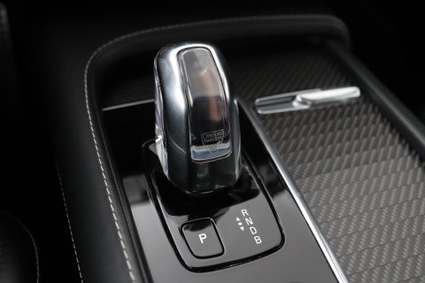 Volvo XC90 T8 Twin Engine R-Design | Luchtvering | Bowers&Wilkins | Panoramadak | 360° Camera | Head-Up | BLIS | Trekhaak | ACC