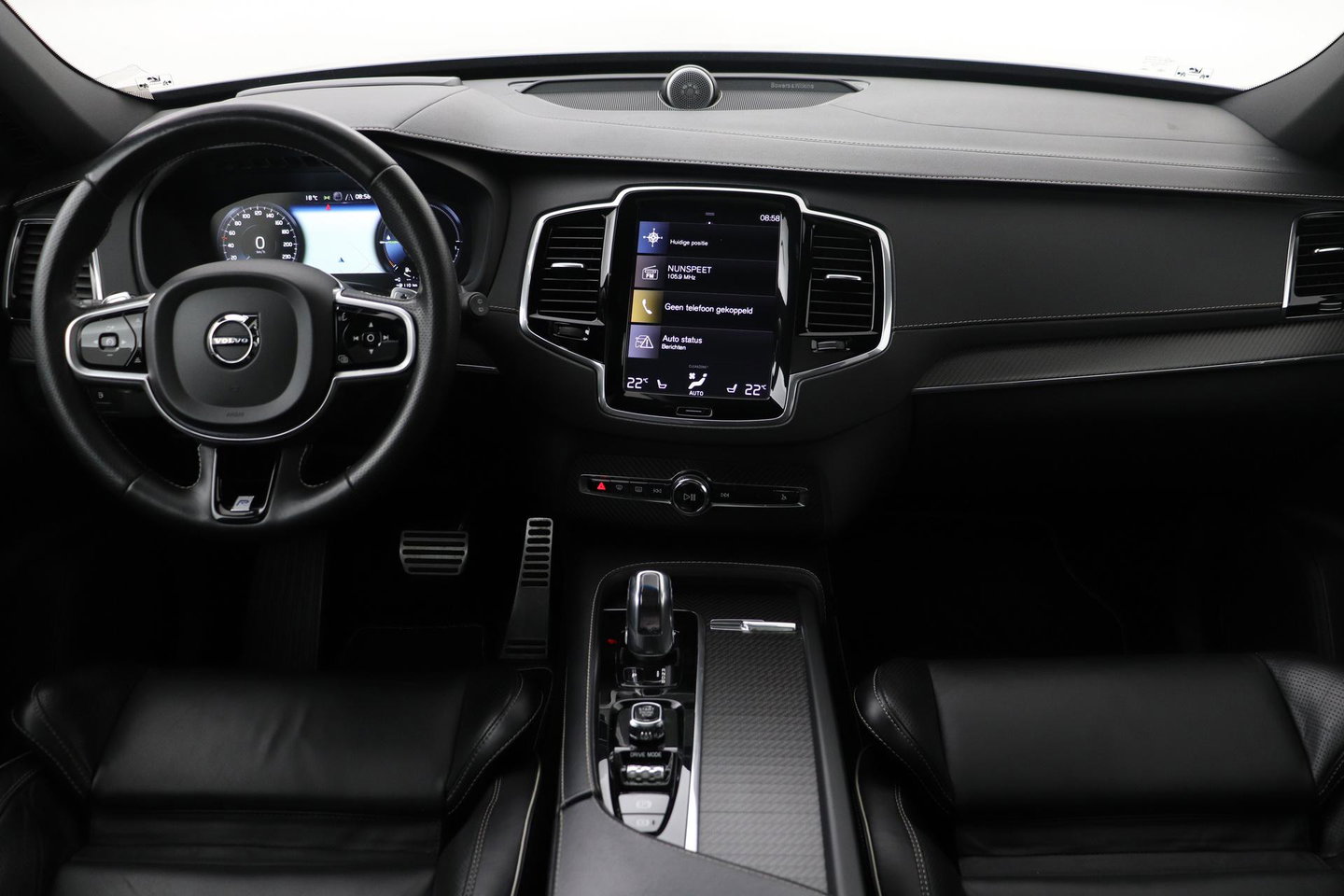 Volvo XC90 T8 Twin Engine R-Design | Luchtvering | Bowers&Wilkins | Panoramadak | 360° Camera | Head-Up | BLIS | Trekhaak | ACC