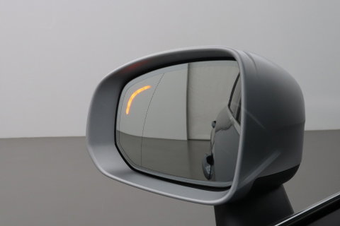 Volvo XC90 T8 Twin Engine R-Design | Luchtvering | Bowers&Wilkins | Panoramadak | 360° Camera | Head-Up | BLIS | Trekhaak | ACC