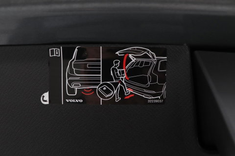 Volvo XC90 T8 Twin Engine R-Design | Luchtvering | Bowers&Wilkins | Panoramadak | 360° Camera | Head-Up | BLIS | Trekhaak | ACC