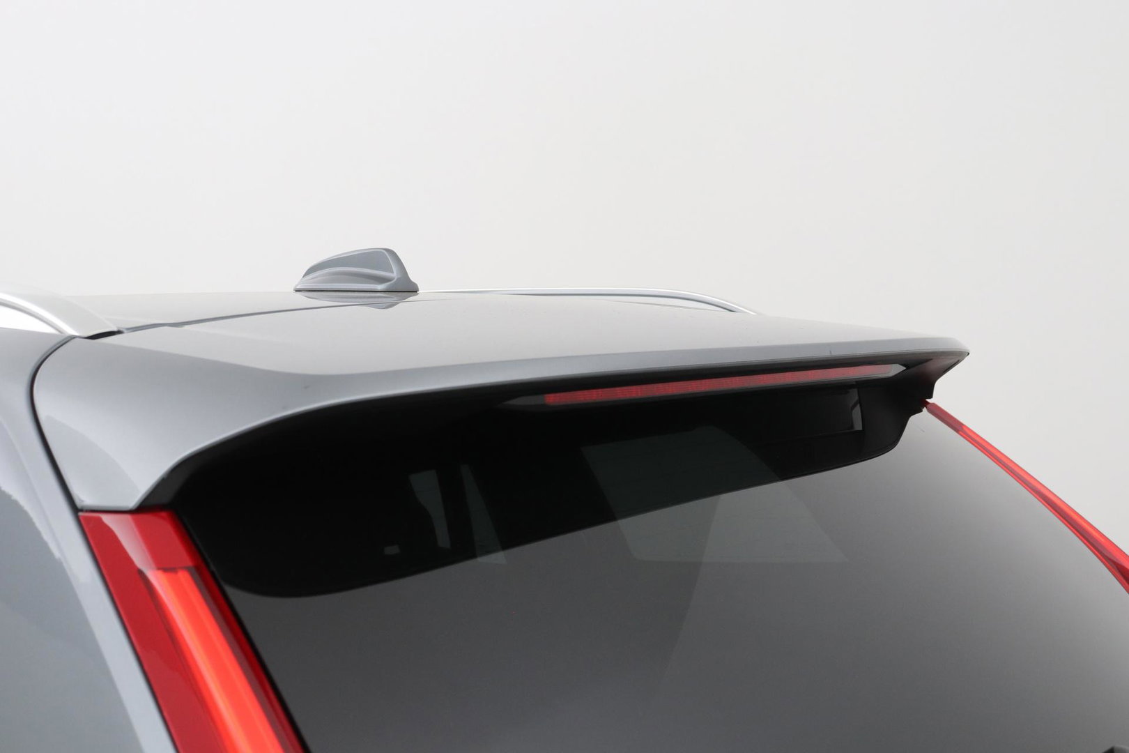 Volvo XC90 T8 Twin Engine R-Design | Luchtvering | Bowers&Wilkins | Panoramadak | 360° Camera | Head-Up | BLIS | Trekhaak | ACC