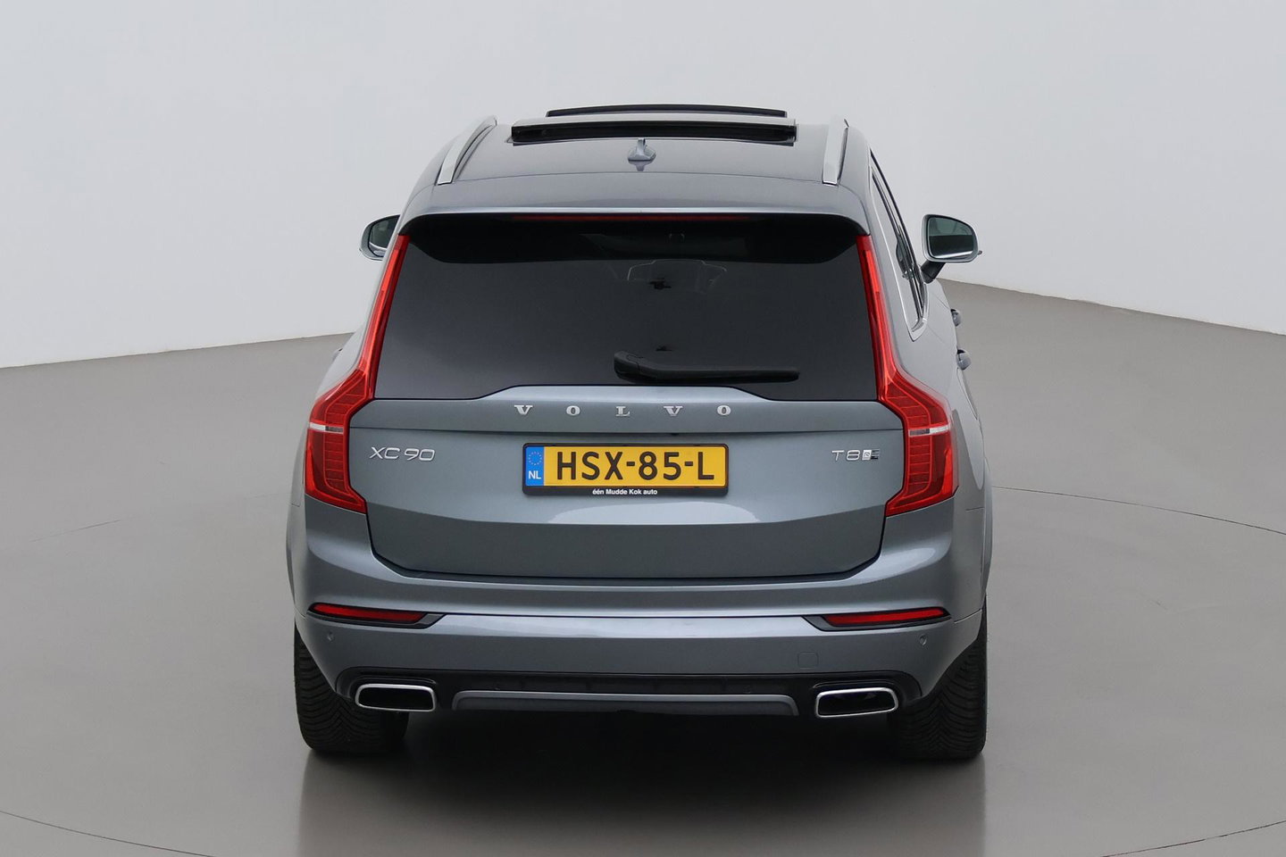 Volvo XC90 T8 Twin Engine R-Design | Luchtvering | Bowers&Wilkins | Panoramadak | 360° Camera | Head-Up | BLIS | Trekhaak | ACC