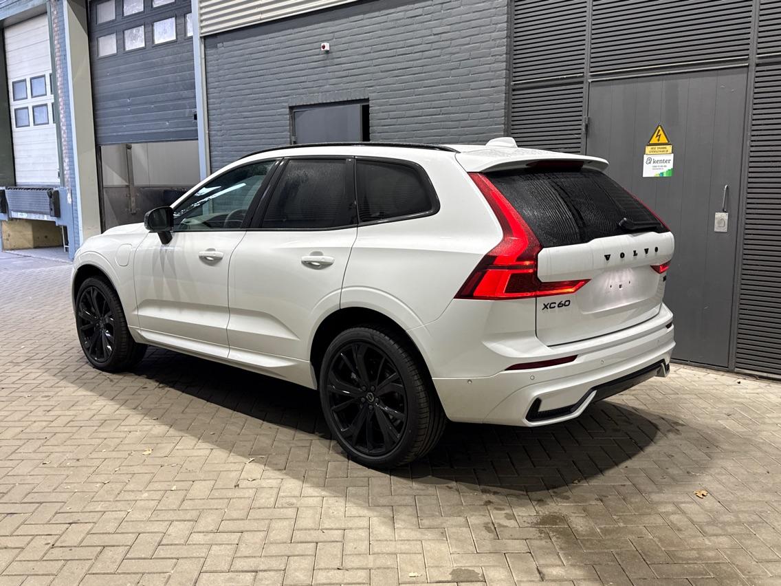 Volvo XC60 T8 Plus Black Edition | Harman/Kardon | Panoramadak | Head-Up | 360° Camera | Memory | ACC | 21 Inch