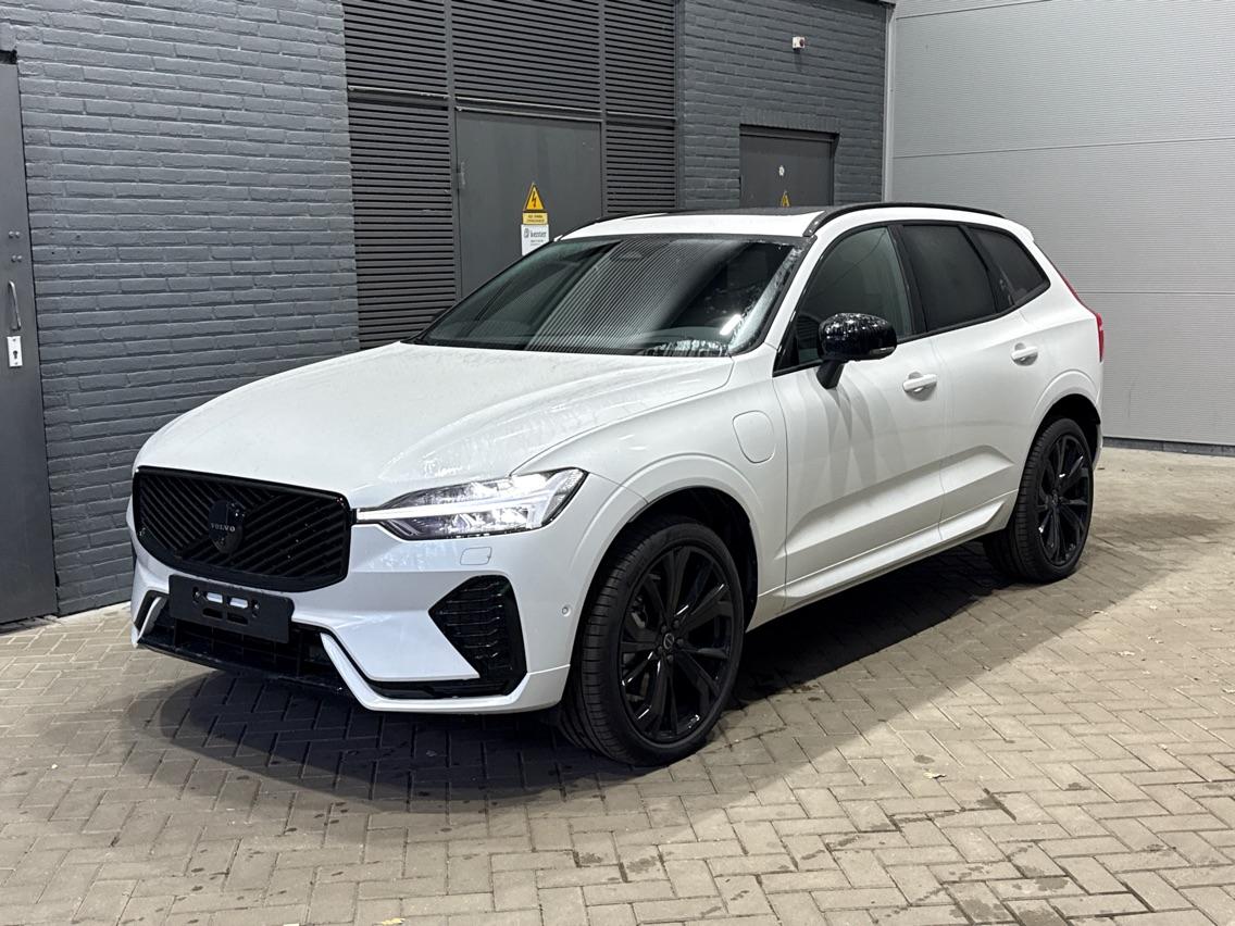 Volvo XC60 T8 Plus Black Edition | Harman/Kardon | Panoramadak | Head-Up | 360° Camera | Memory | ACC | 21 Inch